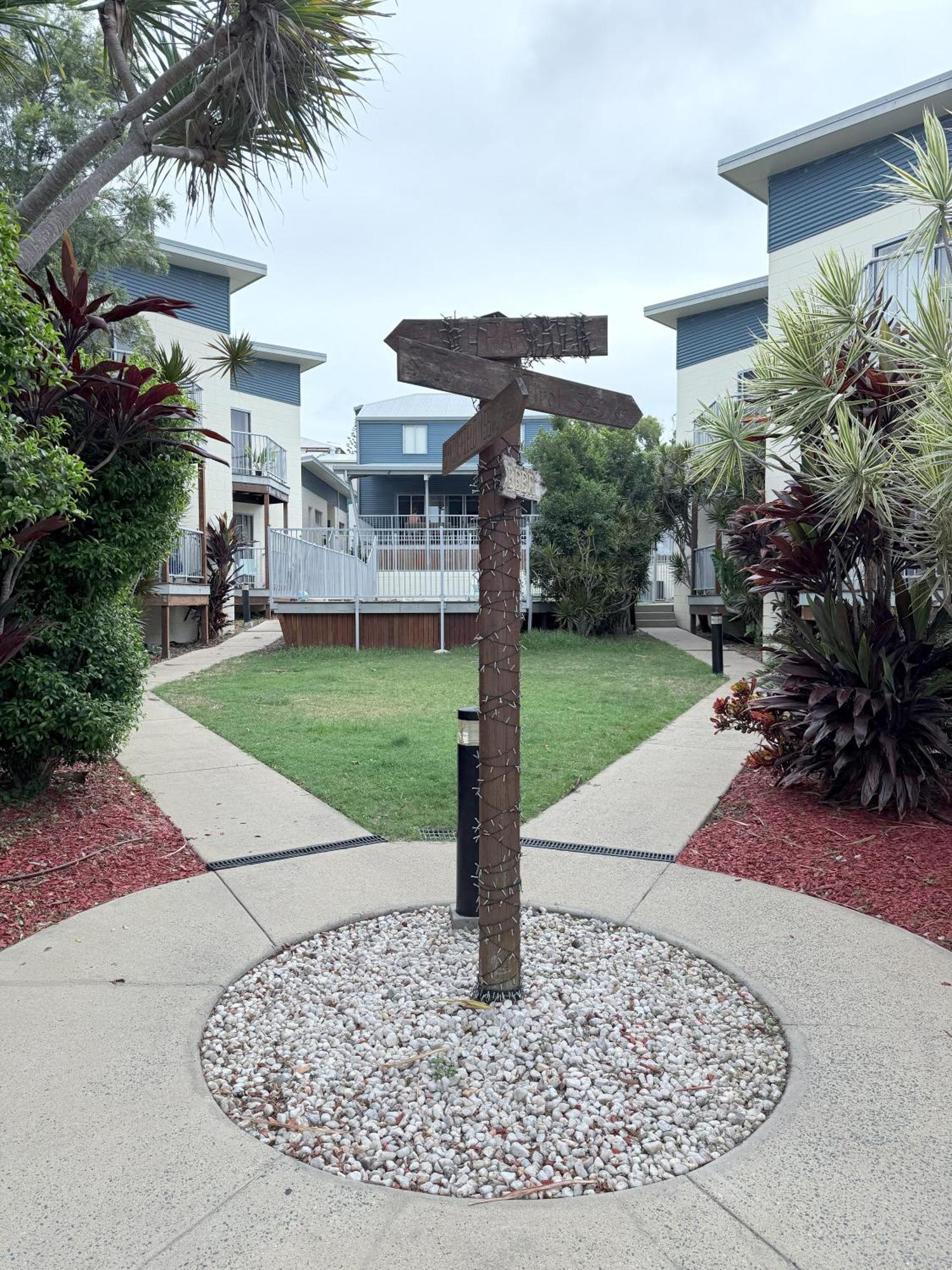 Emu Park Beach Resort Luaran gambar